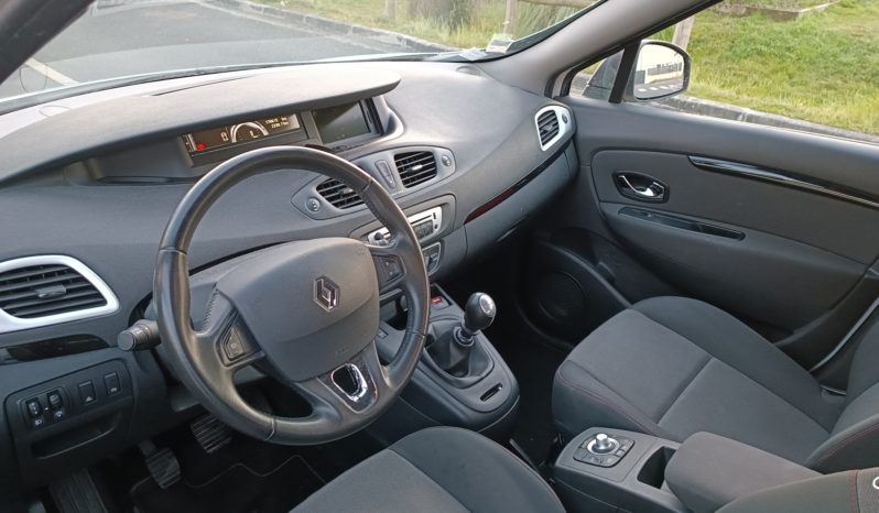 GRAND RENAULT SCENIC 7 PLACES DCI 130 CV complet